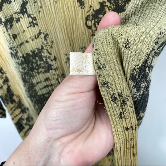 Daya Maxi Dress Womens Size Medium Gold Green Neon Snakeskin Print Half Sleeve - Picture 10 of 12